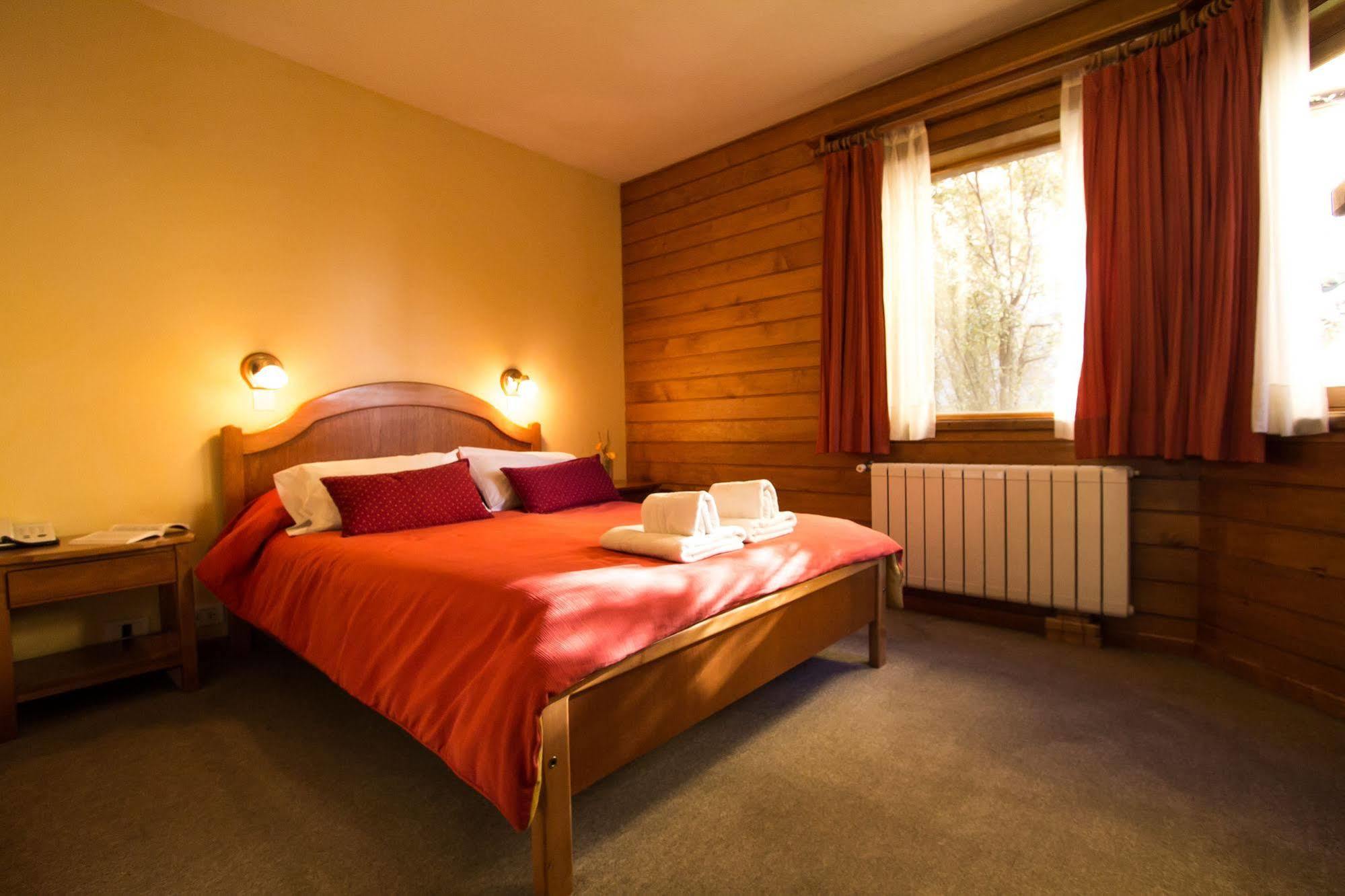 Linda Vista Apart Hotel El Calafate Exteriör bild