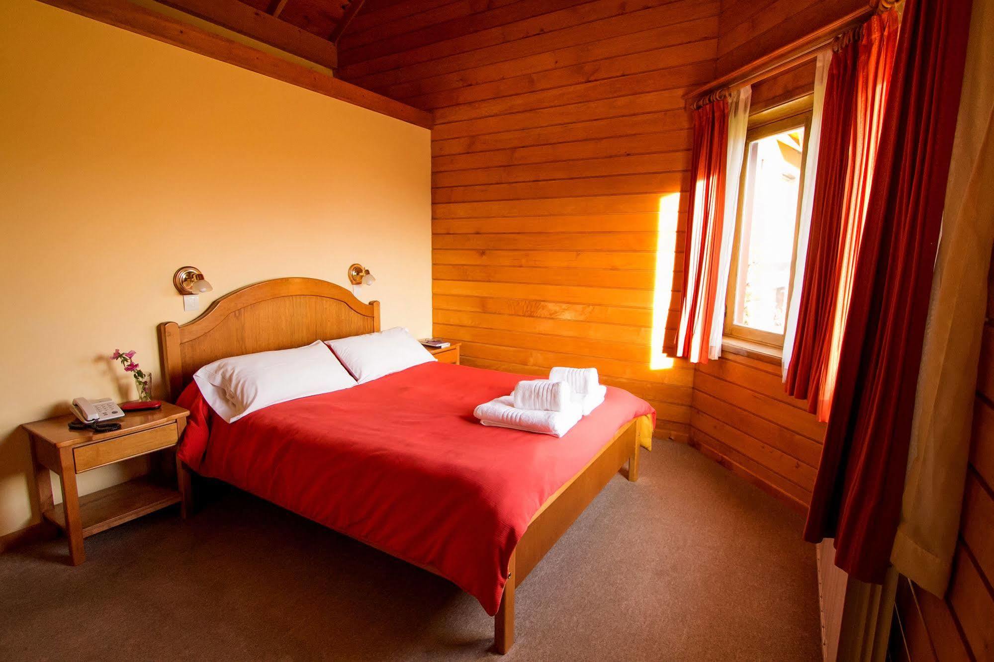 Linda Vista Apart Hotel El Calafate Exteriör bild